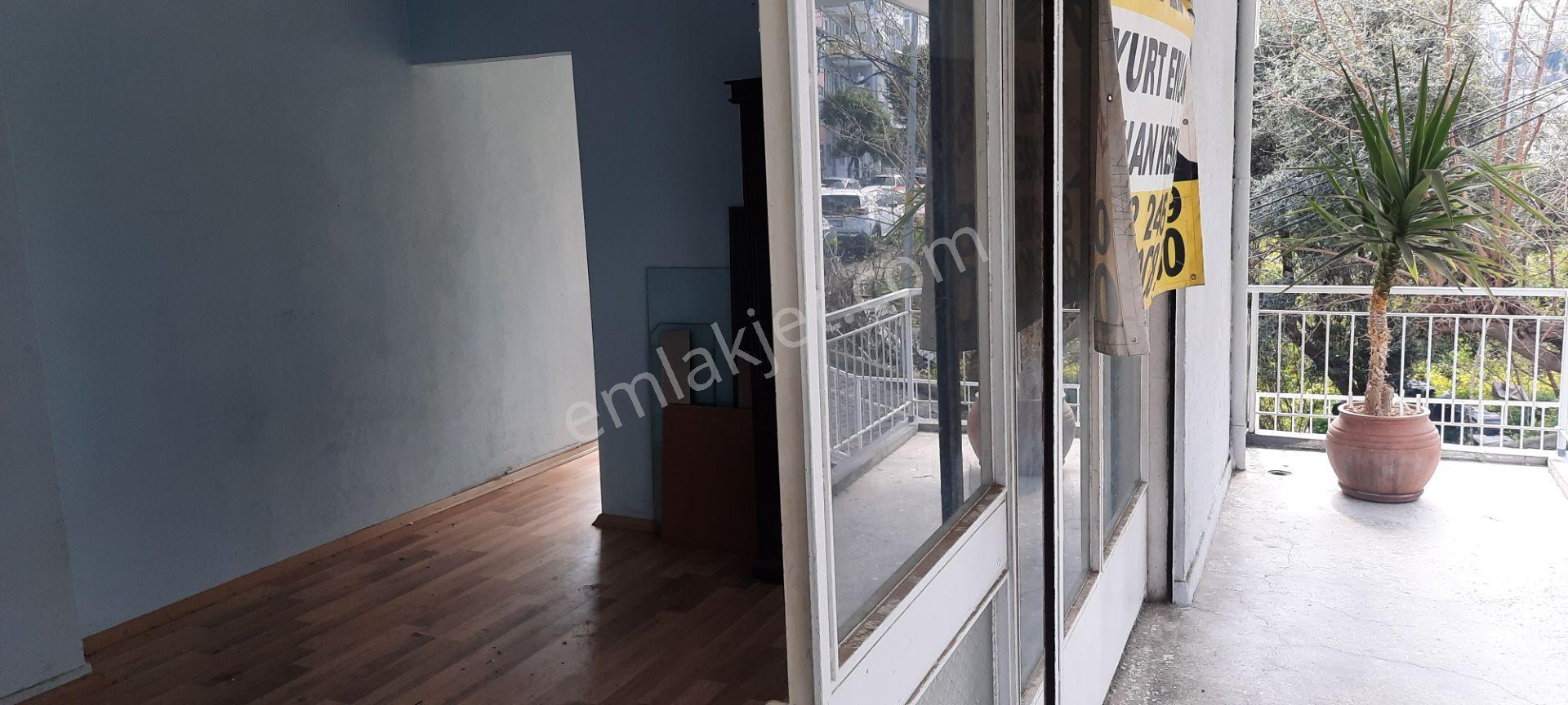 Üçkuyular 12 Sokakta Metro Yakını 40m2 Kiralık Dükkan - Görsel 26