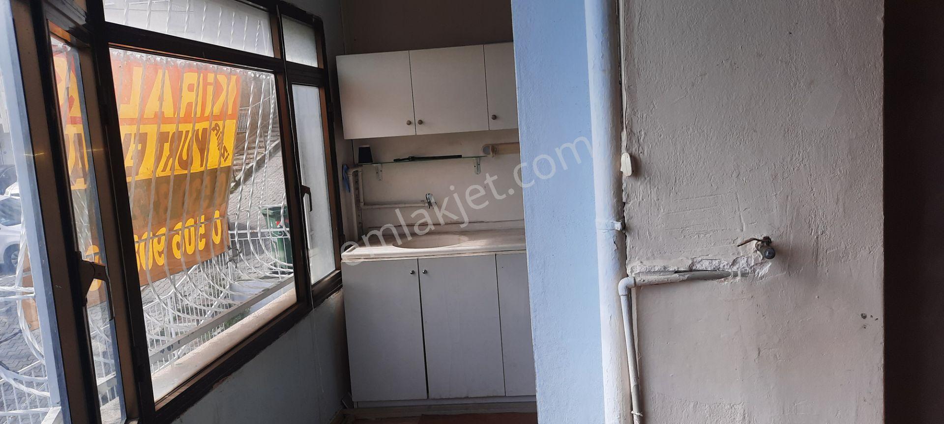 Üçkuyular 12 Sokakta Metro Yakını 40m2 Kiralık Dükkan - Görsel 30