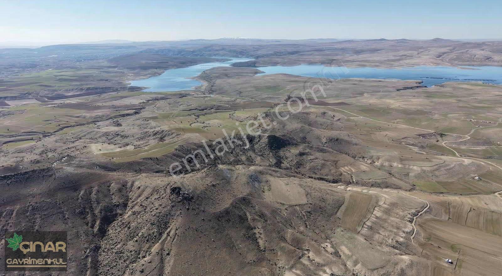 Emmilerde Baraj Manzaralı 5.500 M2 Tek Tapu Satılık Tarla - Görsel 9