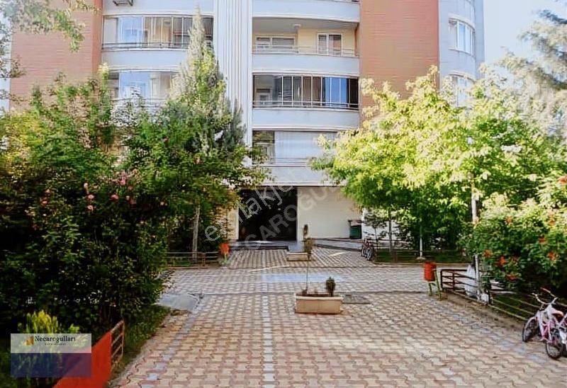 Necaroğullarından Memorıal Hastahanesi Civarı 3+1 - Görsel 30