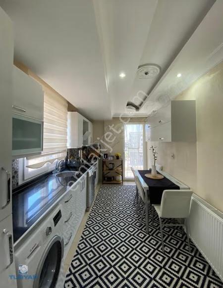 Turyap Tan Cadde Üstü 3 Cepheli Ara Kat Krediye Uygun Lüks Daire - Görsel 22