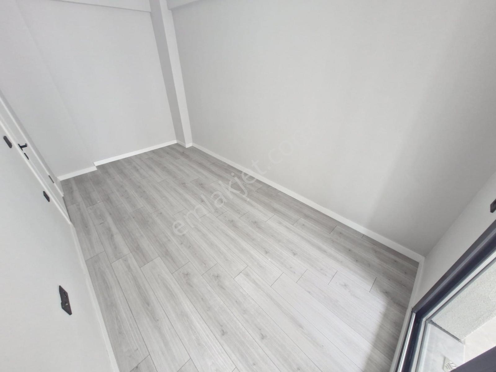 Huzur'dan Kaliteli Lüx Muhteşem 1+1 Satılık Daire - Görsel 19