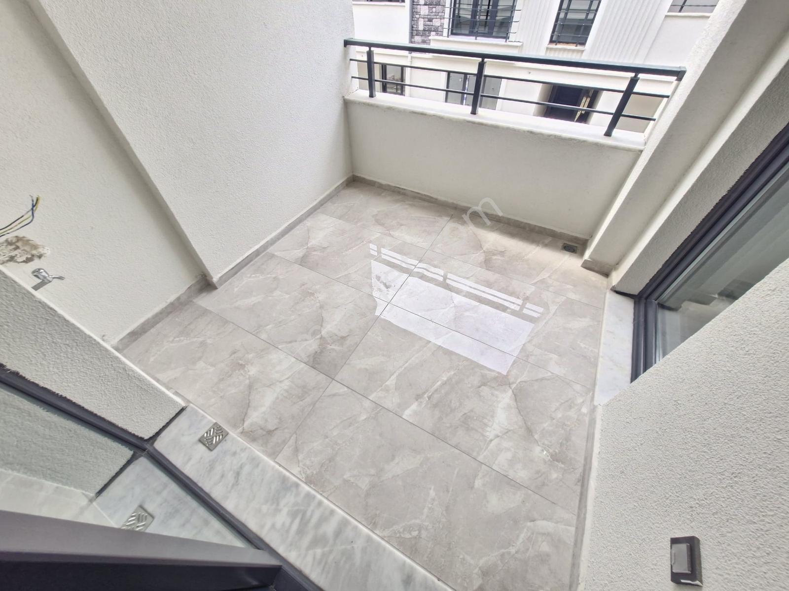 Huzur'dan Kaliteli Lüx Muhteşem 1+1 Satılık Daire - Görsel 31