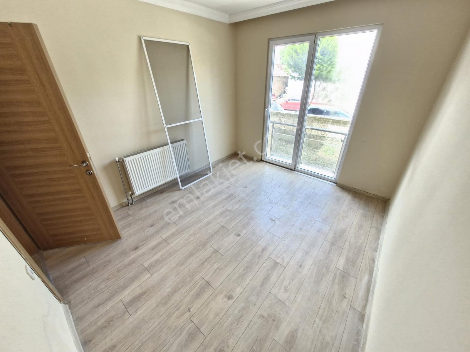 Gömeç Çarşı Merkezinde 2+1 Doğalgazlı Mükemmel Daire - Görsel 24