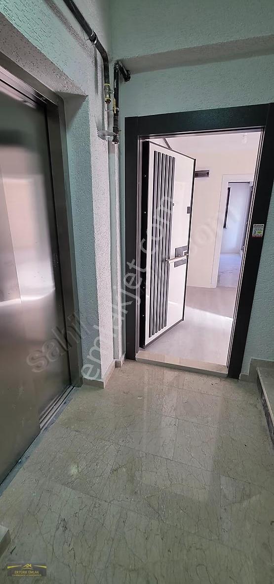 Gebze Cumhuriyet Mah. 2+1 90 M2 Lüx Daire - Görsel 18