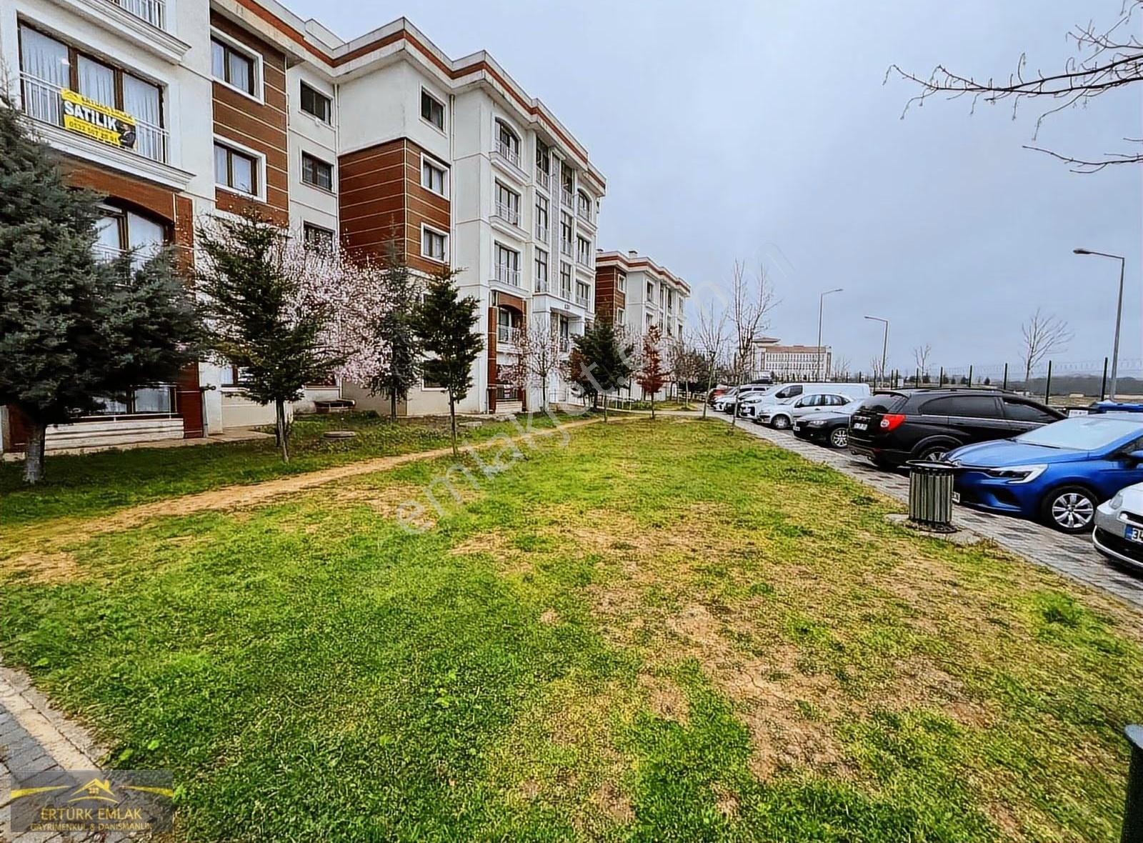 Ertürk Emlak'tan Toki Konutlarında 2+1 90 M2 Güney Cephe Ara Kat - Görsel 2