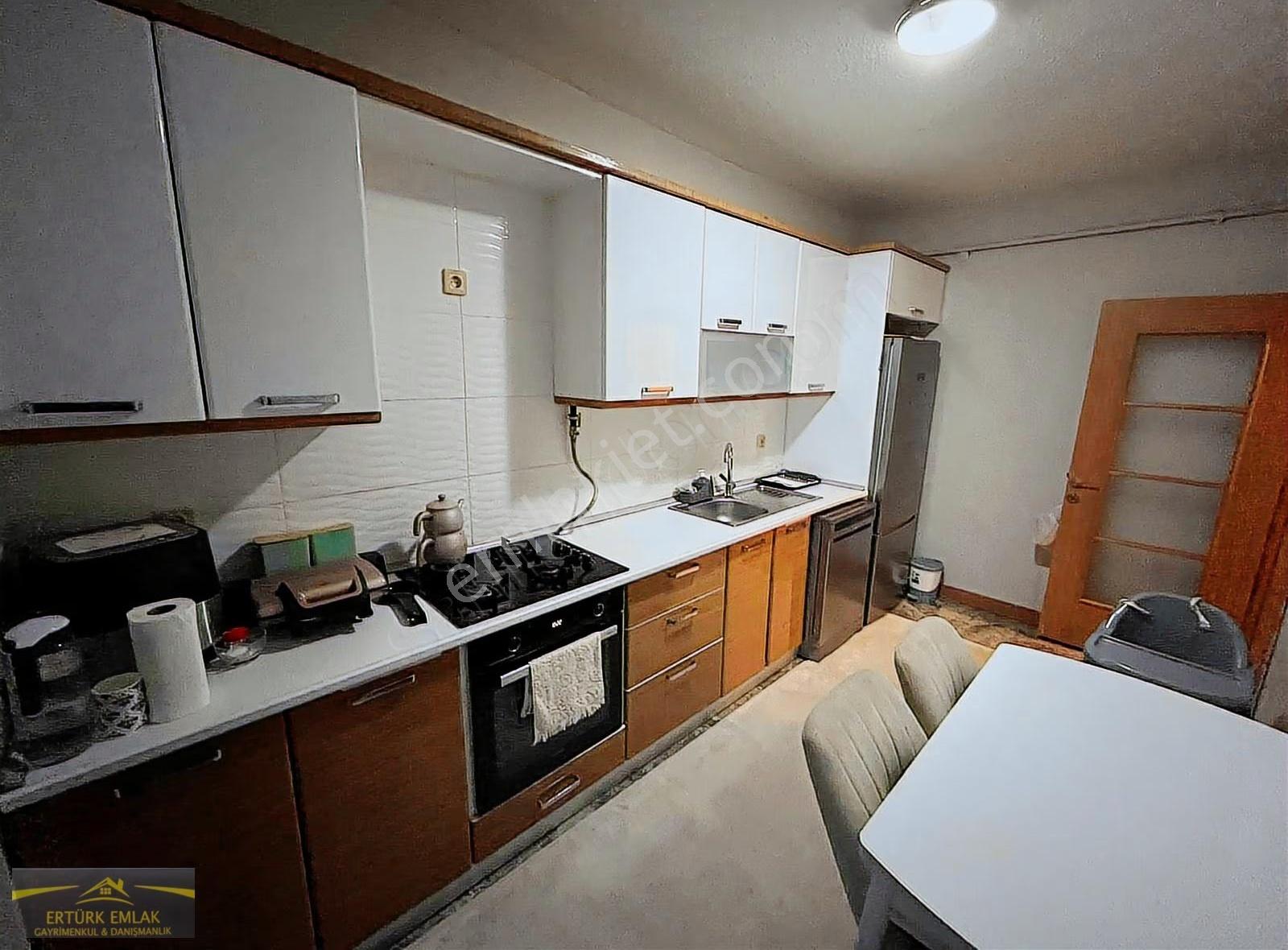Ertürk Emlak'tan Toki Konutlarında 2+1 90 M2 Güney Cephe Ara Kat - Görsel 10