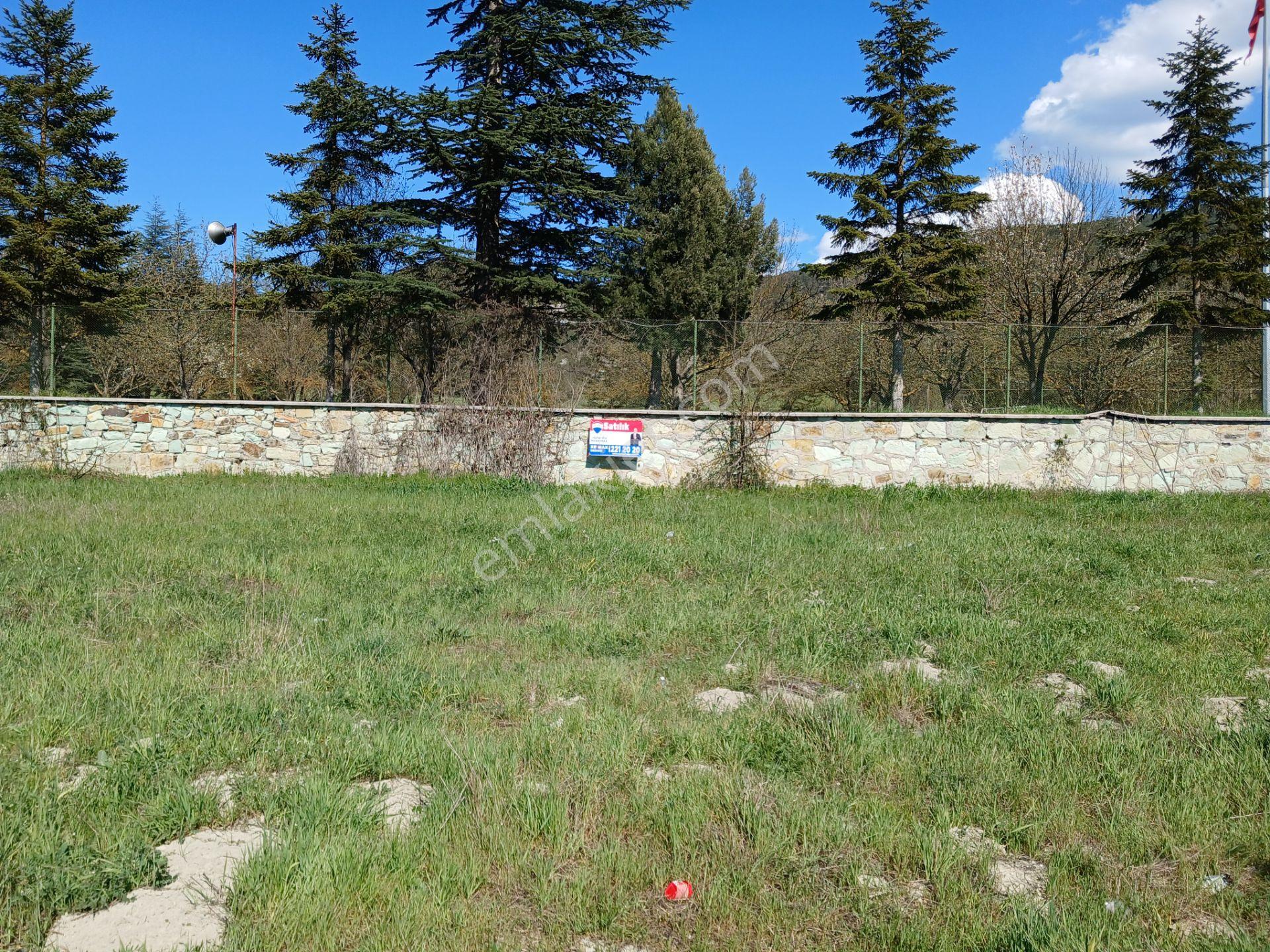 Remax Design Bolu Mudurnuda İmarlı 441 Metrekare Satılık Arsa - Görsel 14