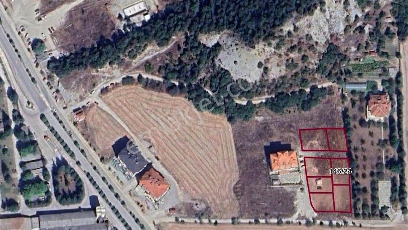 Remax Design Bolu Mudurnuda İmarlı 441 Metrekare Satılık Arsa - Görsel 4