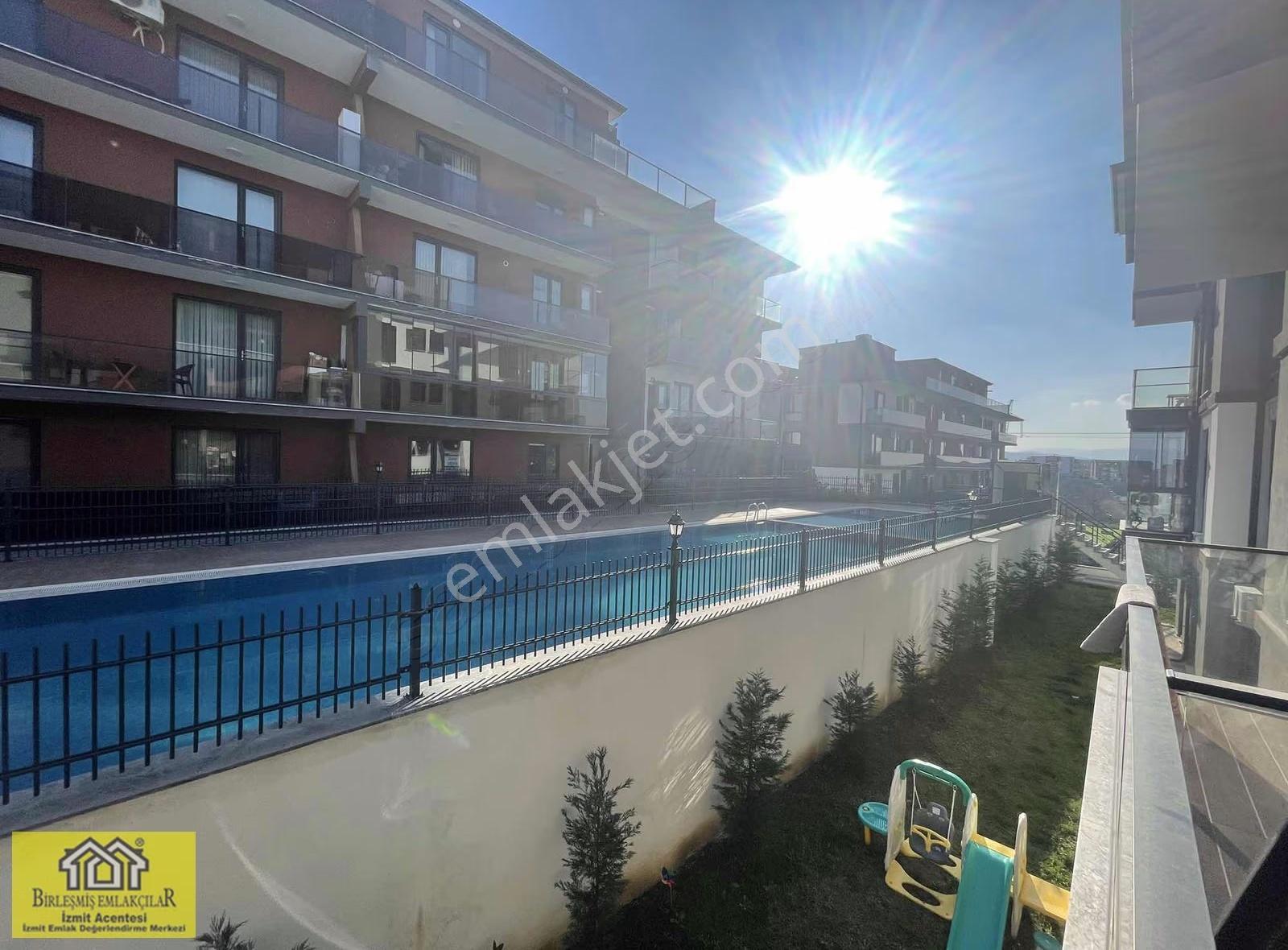 Royal Country Başiskele 3+1 Bahçe Dubleks - Görsel 32
