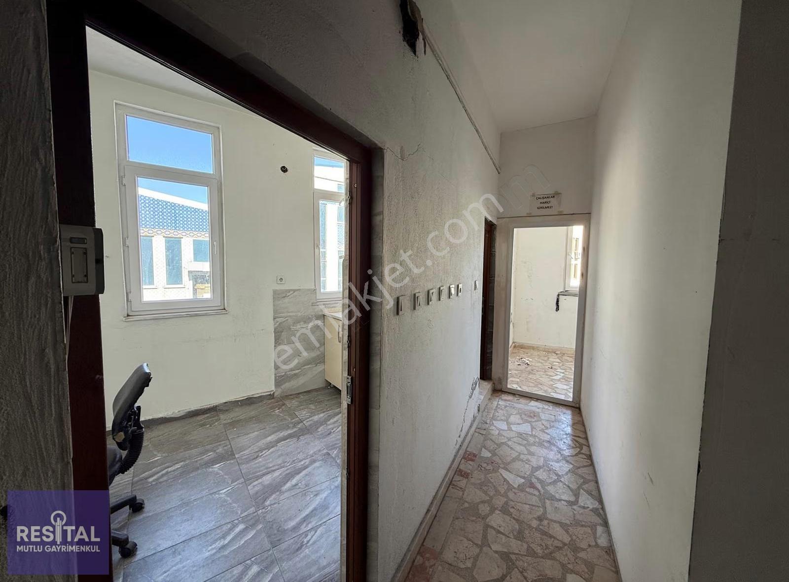 Rs Mutlu Vişne Bölgesinde 840 M2 Çift Cepheli 3 Kat Satılık Bina - Görsel 17