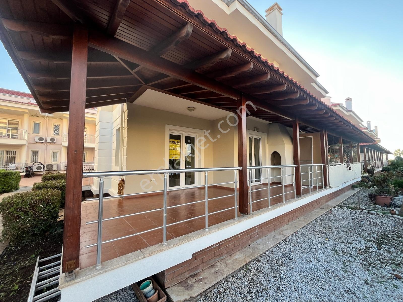 Kordon'a Sadece 50 M Mesafede 3,5+1 Kiralık İkiz Villa - Görsel 20