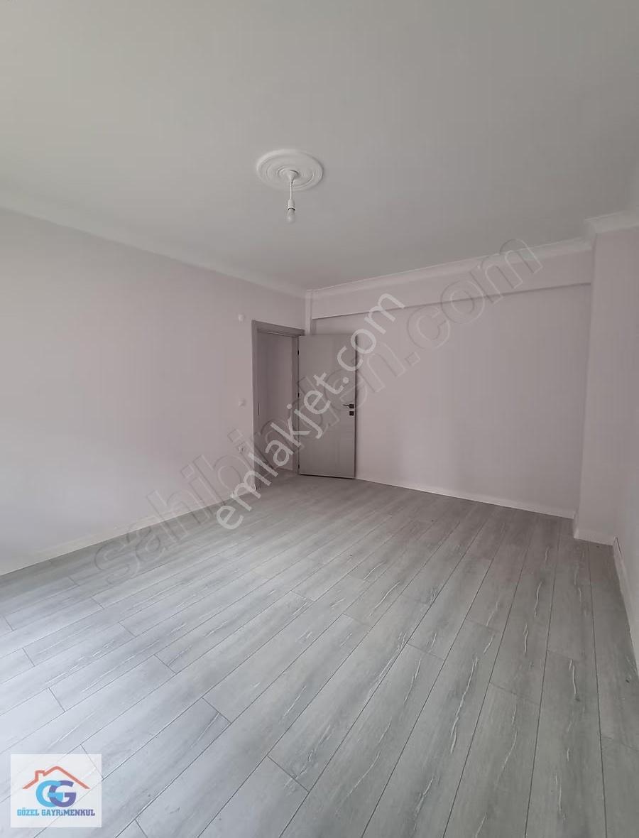 Gözel Gayrimenkulden Kartepe F.s.mehmet Mh.130 M2 3+1 Giriş Kat - Görsel 16