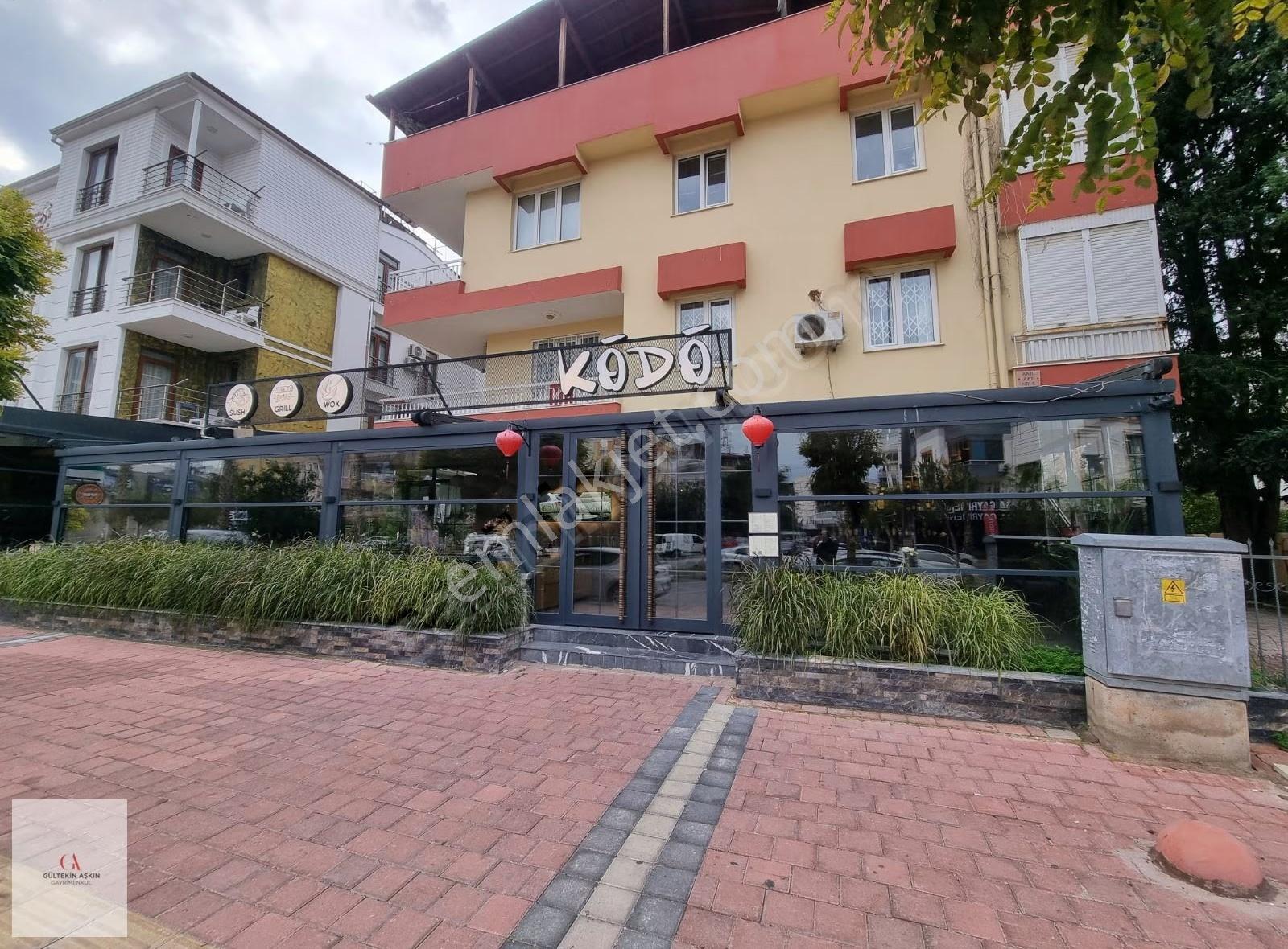 Arapsuyunda Denize 100 Metre 375 M² Satılık Dükkan