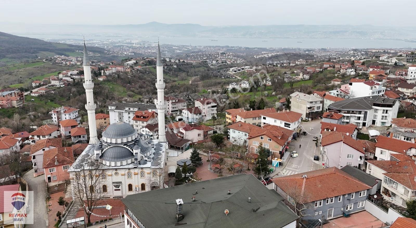 Remax Mavi'den Kocaeli Başiskele'de Deniz Manzaralı Satılık Arsa - Görsel 11