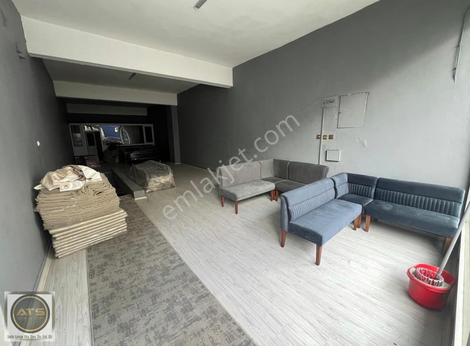 Eski Sanayide 100 + 200 M² Satılık Kiracılı Dükkan - Görsel 2