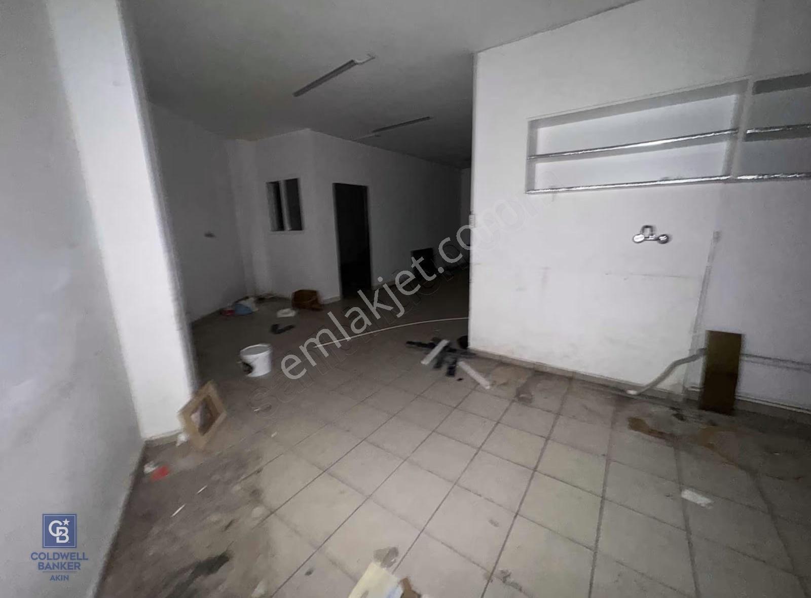 Sancaktep Yenidoğan Bahçelievler Caddesine Cephe Kiralık Dükkan - Görsel 13