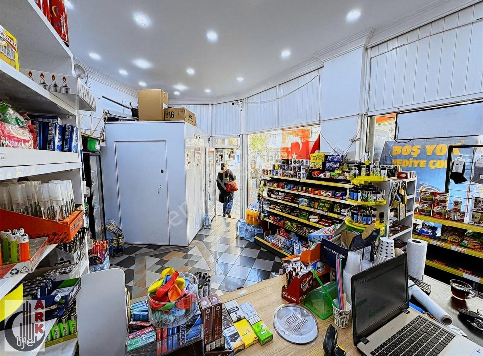 Ark Life'dan Atatürk Caddesi Üzerinde Devren Kiralık Büfe - Görsel 2