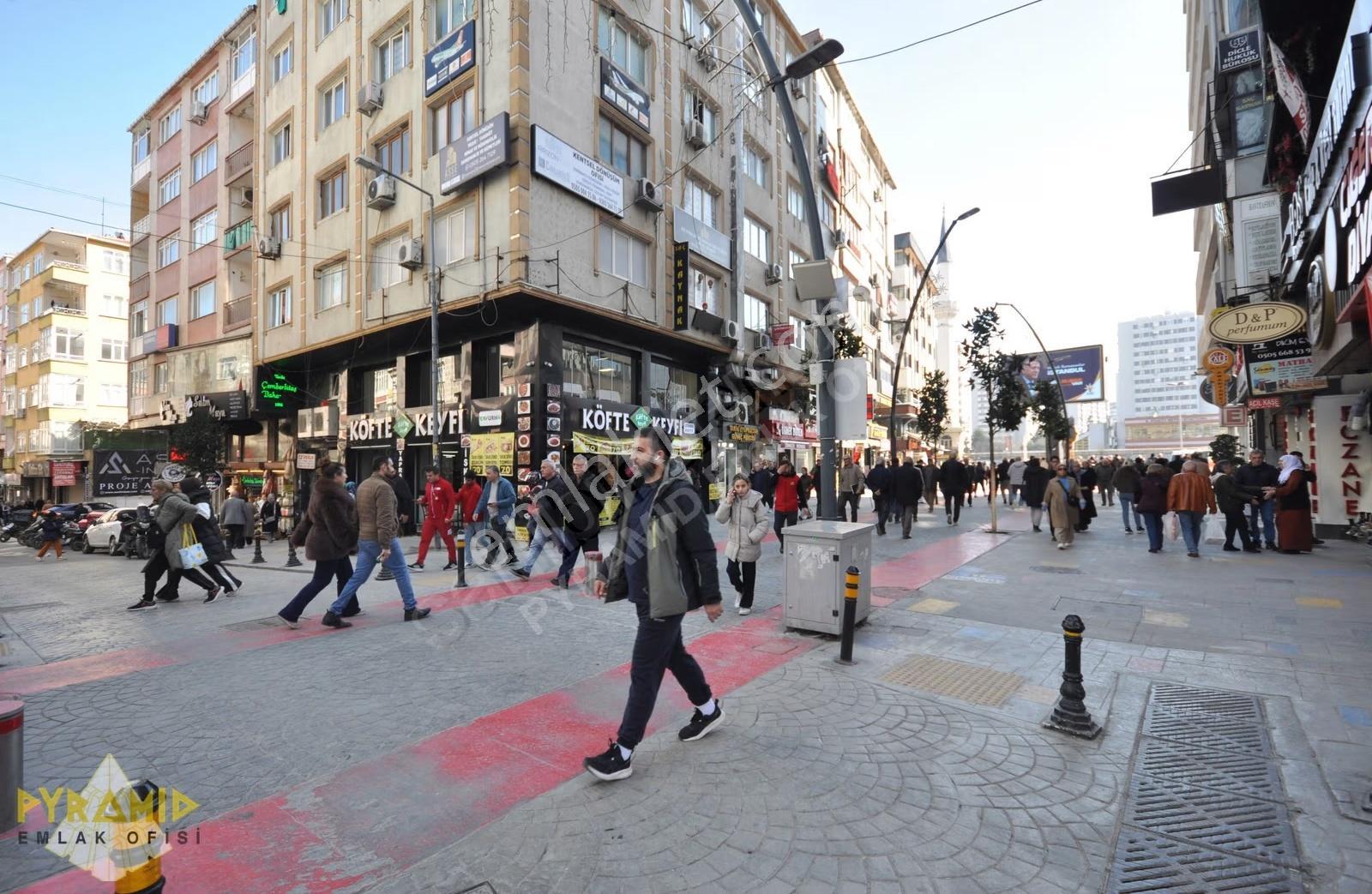 Pyramıd'den Şirinevler Meydan'da Eşsiz Dükkan Ve Ofis Katları - Görsel 9