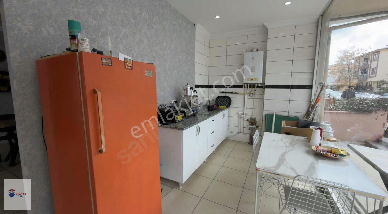 Remax Dem'den Stadyum Yanı 1 Aylık Devren Satılık İşletme - Görsel 4