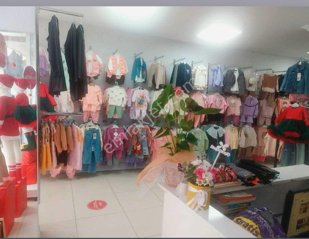 Yeniyol Mahallesi Uğur Mumcu Caddesinde Faal Çocuk Giyim Mağazası - Görsel 5