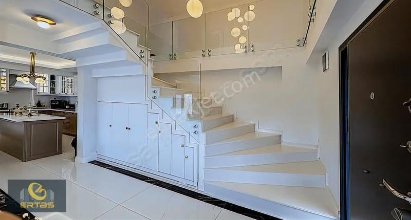 Göl Kenarında Prestijli Yaşam. Satılık Müstakil Villa - Görsel 8