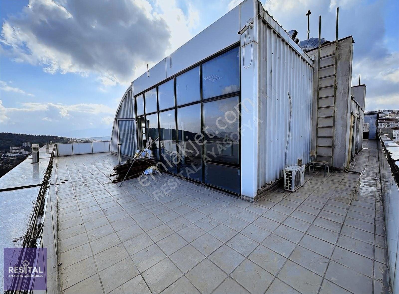 Kayı Plaza Da 300m2 Teraslı Dubleks 4+1 Satılık Ofis - Görsel 3
