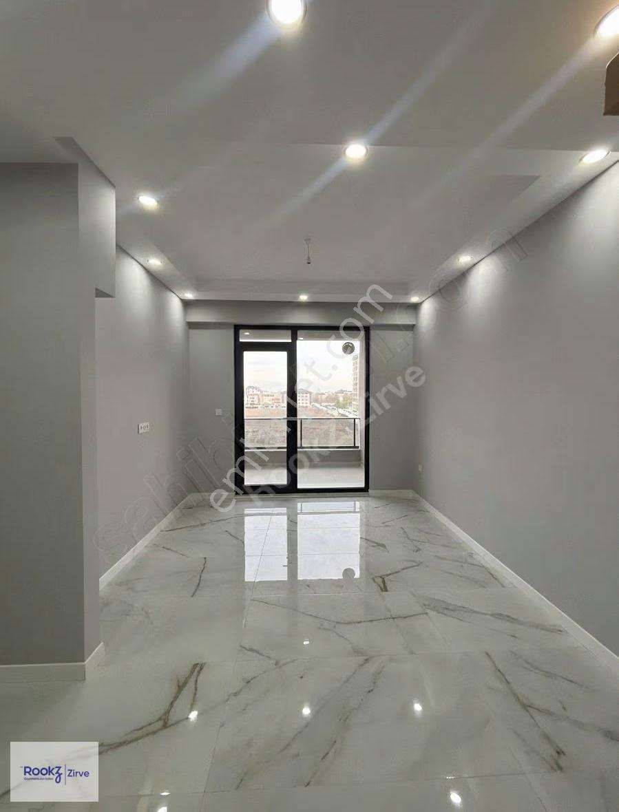 Yalova Devlet Hastanesi Yakınında 1+1 Satılık Daire - Görsel 8