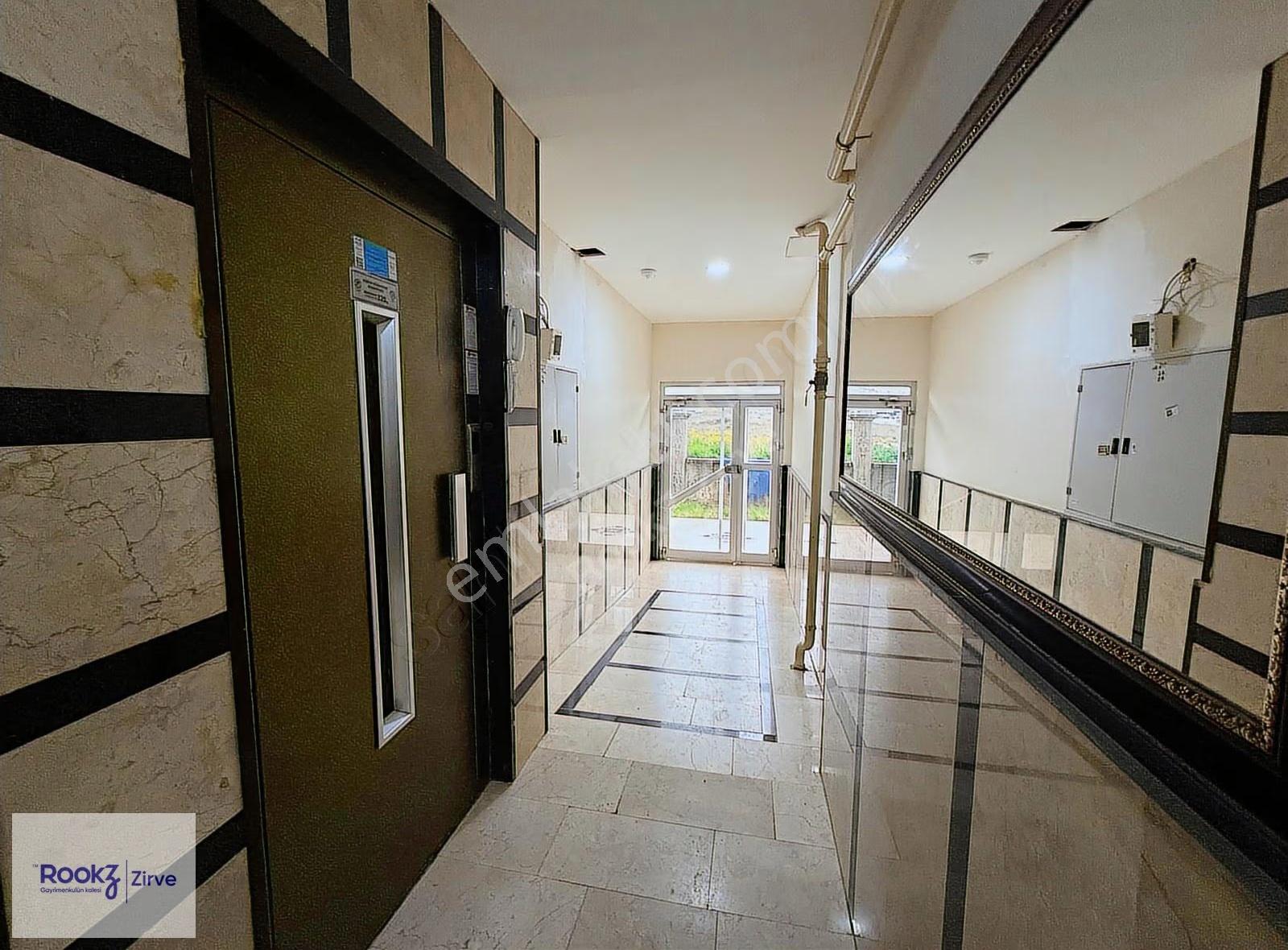Yalova Çiftlikköy Ana Cadde De Ara Kat 2+1 Satılık Daire - Görsel 8