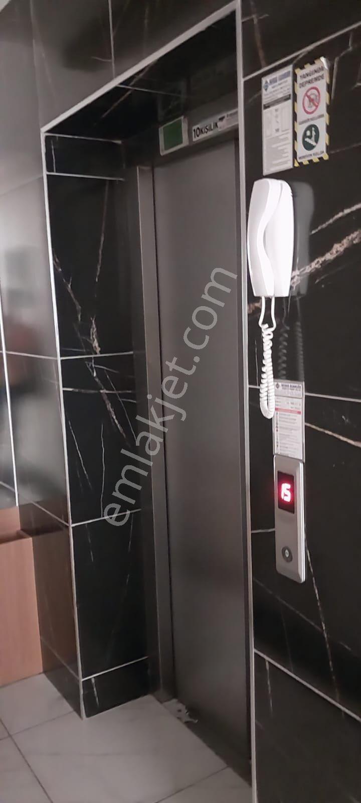 Yenibaraj Mh Adana Koleji Civarında Cadde Üzeri 1+1 Eşyalı Kiralık Daire! - Görsel 13