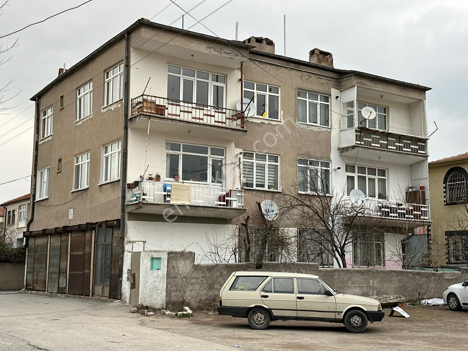 Elisa Gyo// Uğurevler 'de Kombili Güney Cephe 3+1 Satılık Daire - Görsel 13