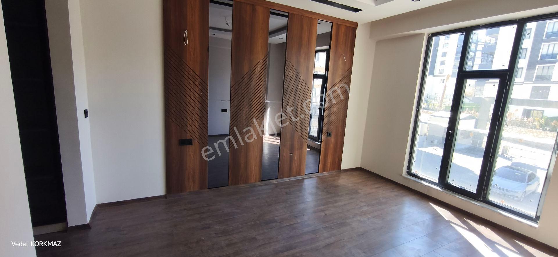 Çamlıtepe'de Kiralık Lüks 3,5+1 - Görsel 10