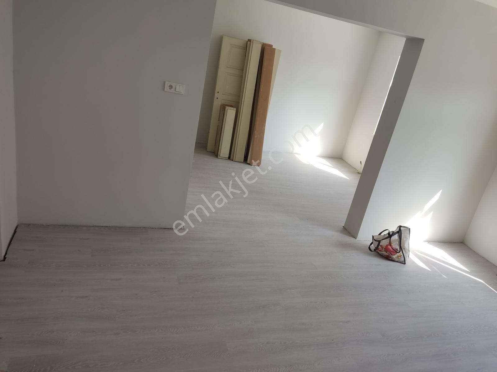 Osmancık Merkezi'nde 3+1 Geniş Daire - Görsel 8