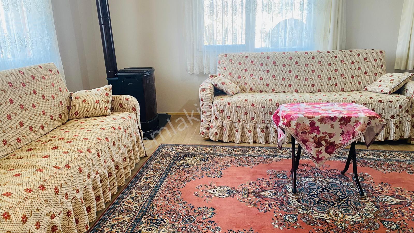 Menderes Kısıklı’da 403 M² Arsa İçinde Eşyalı Müstakil Ev - Görsel 17