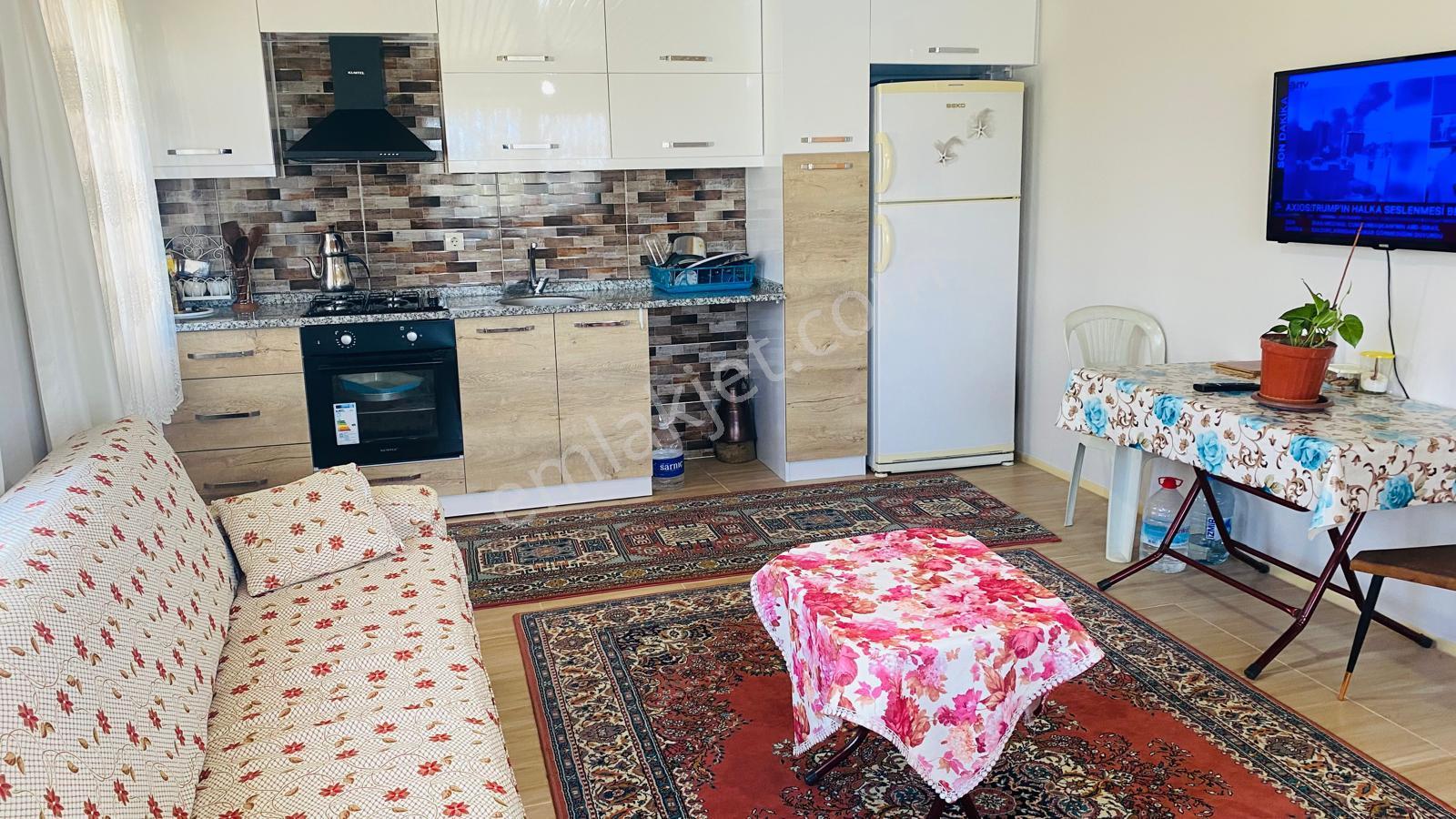 Menderes Kısıklı’da 403 M² Arsa İçinde Eşyalı Müstakil Ev - Görsel 15