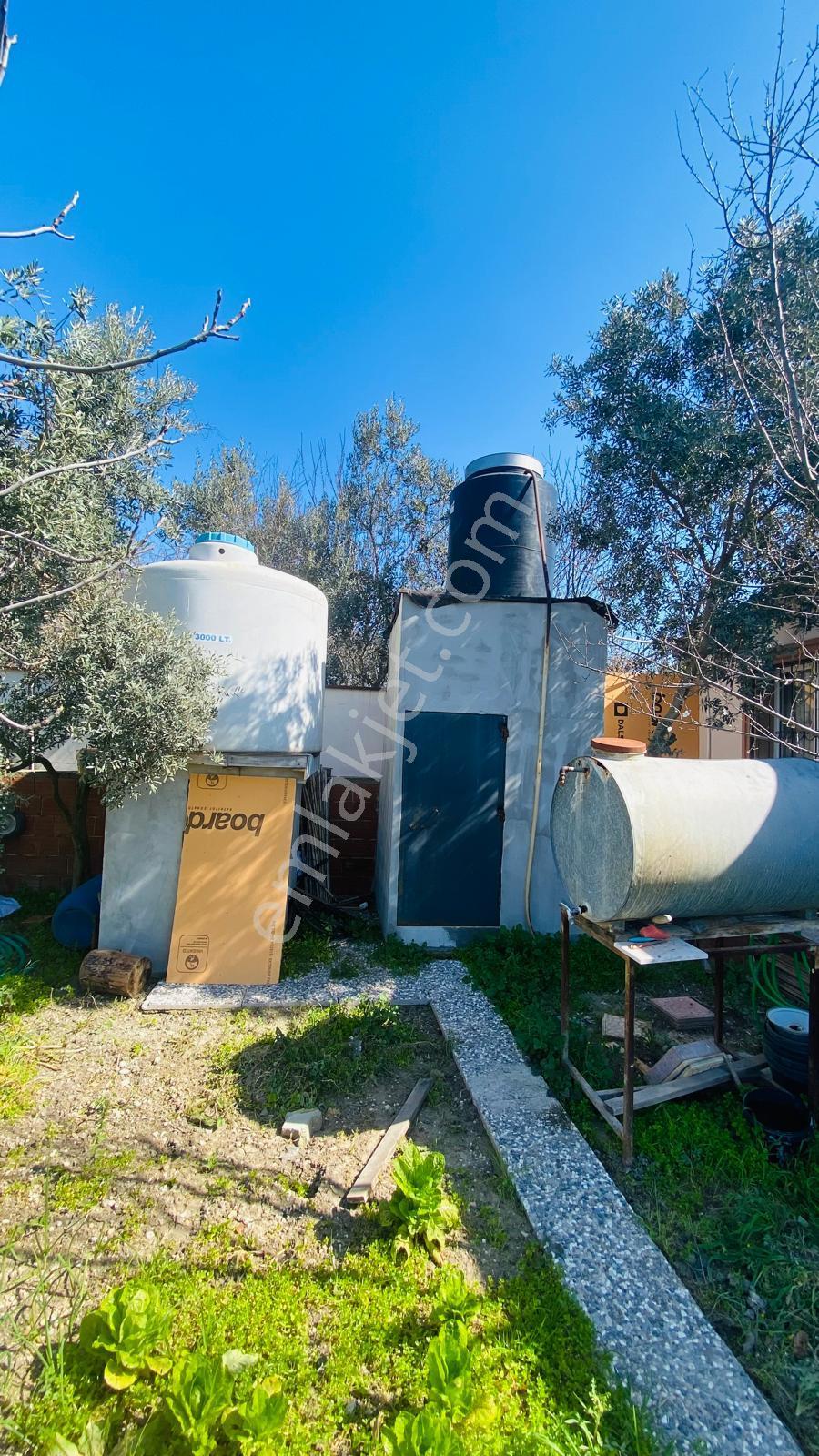 Menderes Kısıklı’da 403 M² Arsa İçinde Eşyalı Müstakil Ev - Görsel 12