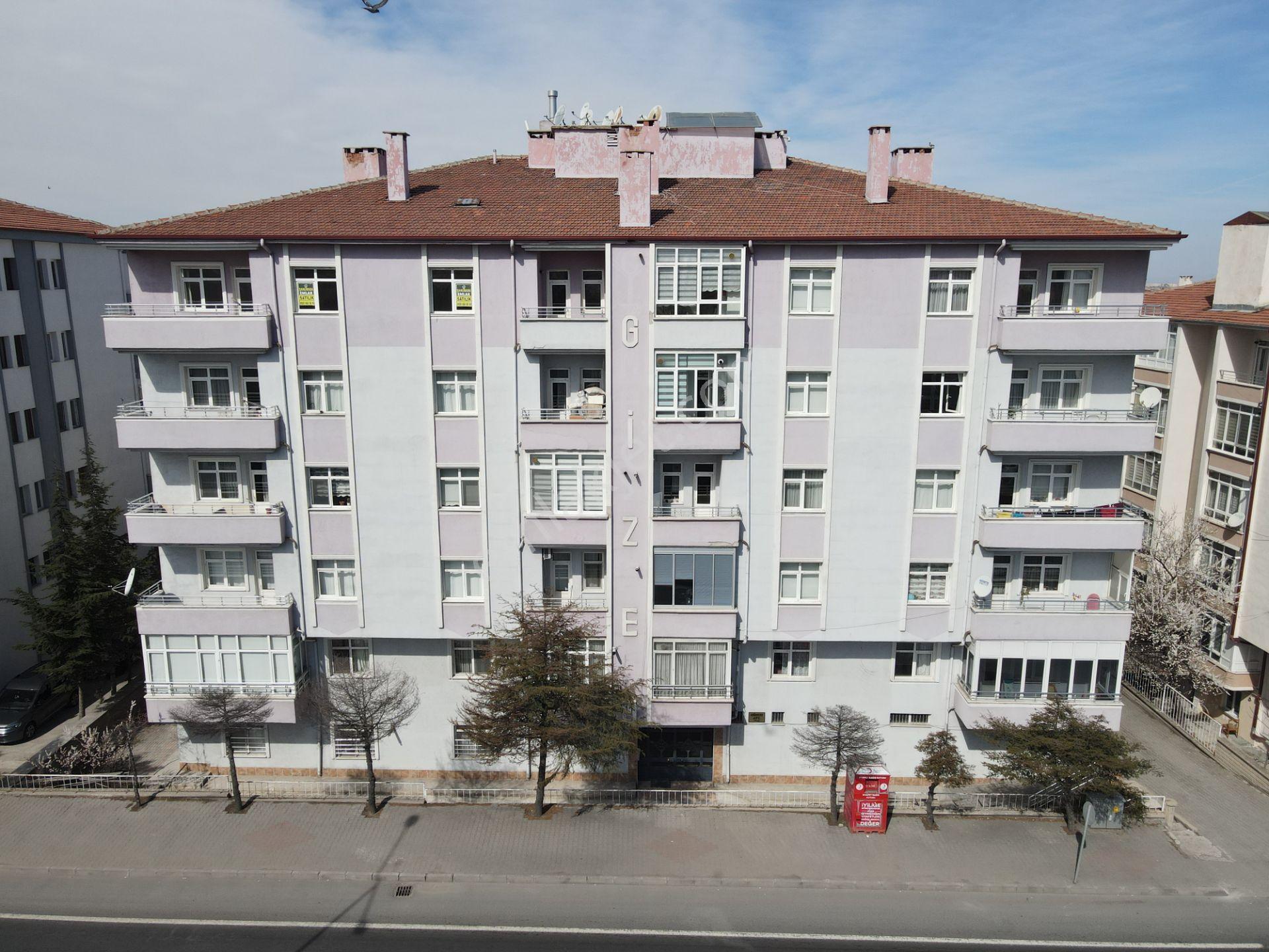 Şanlıbaba Emlak'tan Güzelyurt Mahallesinde Satılık 3+1 Daire