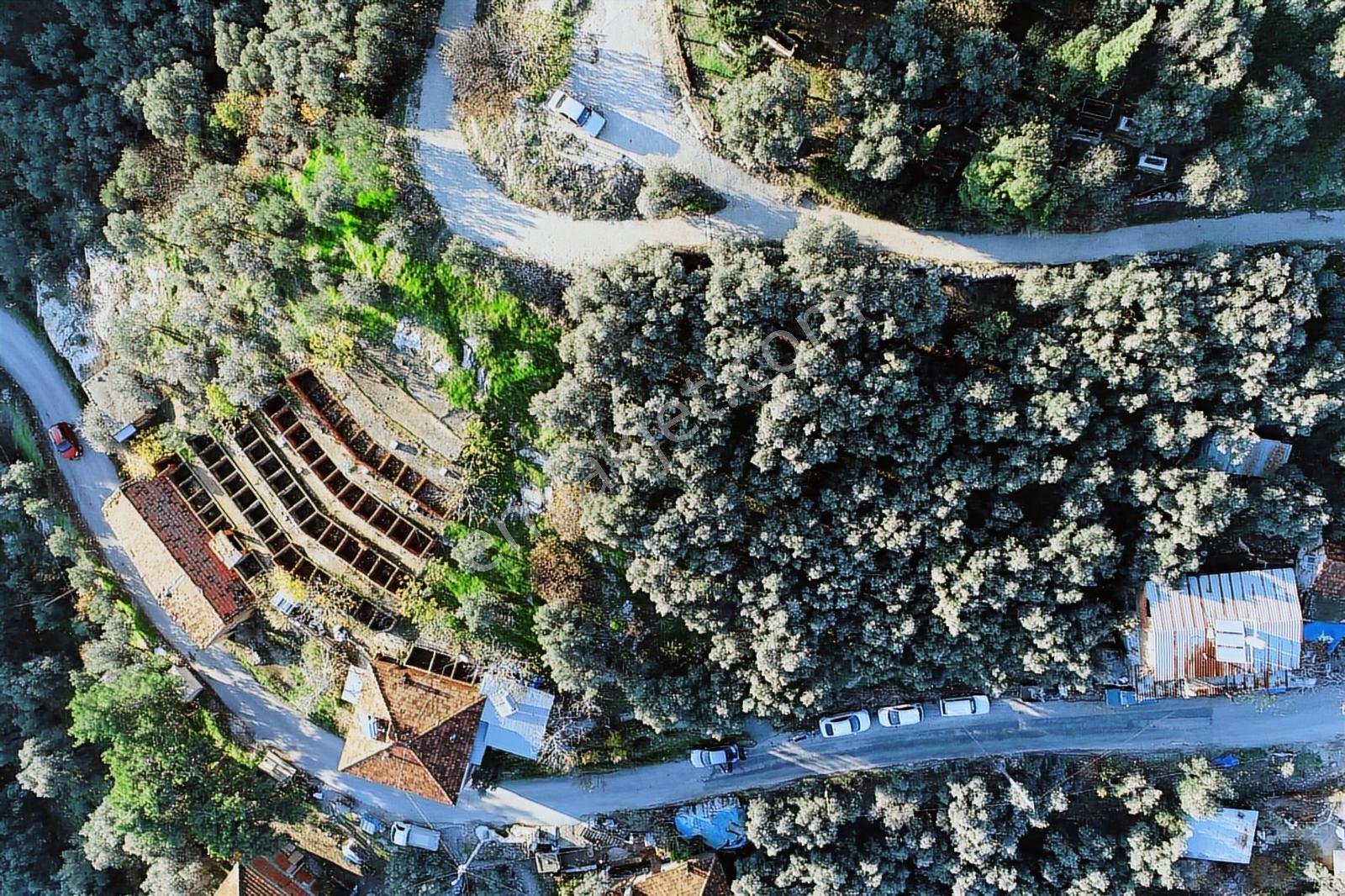 İzmir Bayındır Yola Cepheli Fırsat İmarlı Satılık Arsa - Görsel 2