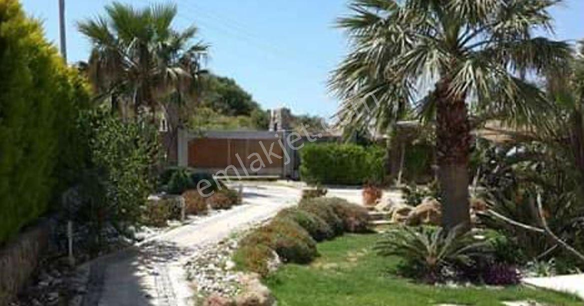 Bodrum Gümüşlük’te Eşsiz Konumda Denize Sıfır Lüks Villa - Görsel 7