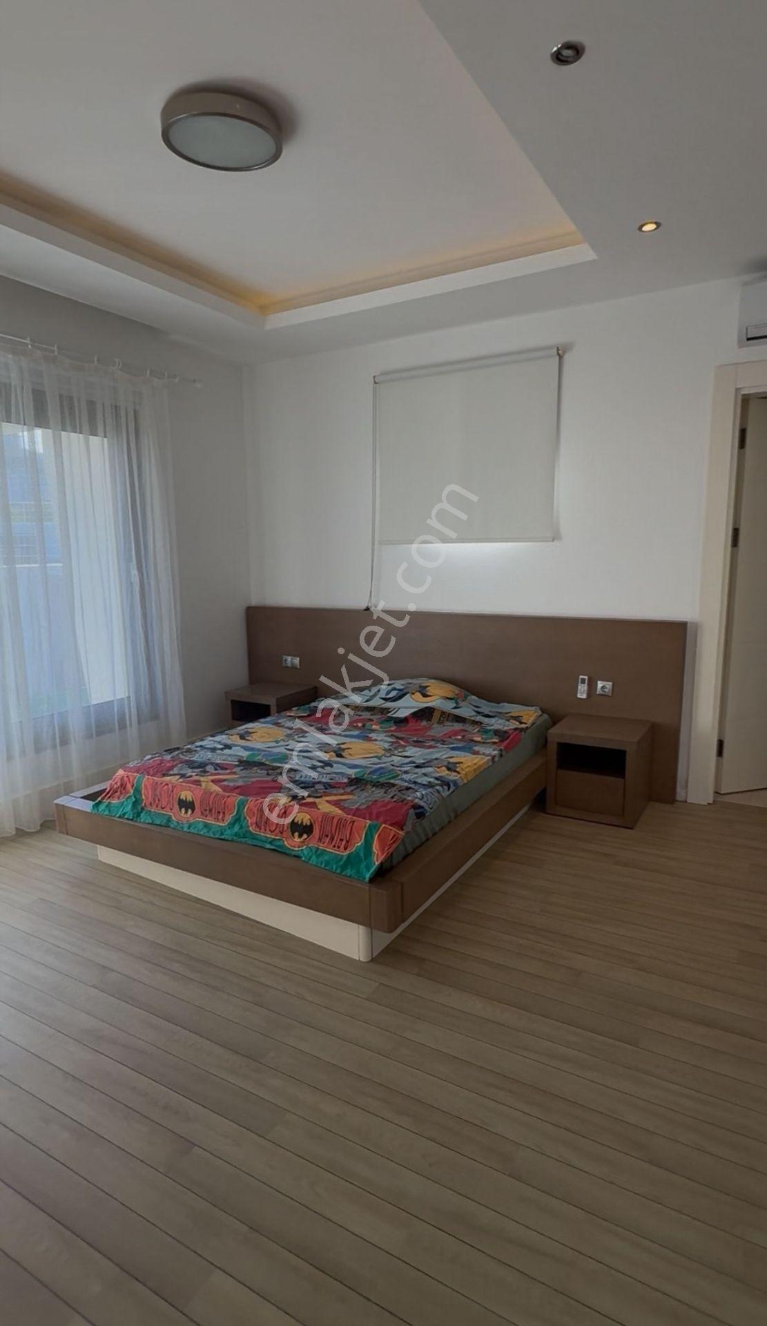 Bodrum Gümüşlük’te Eşsiz Konumda Denize Sıfır Lüks Villa - Görsel 19