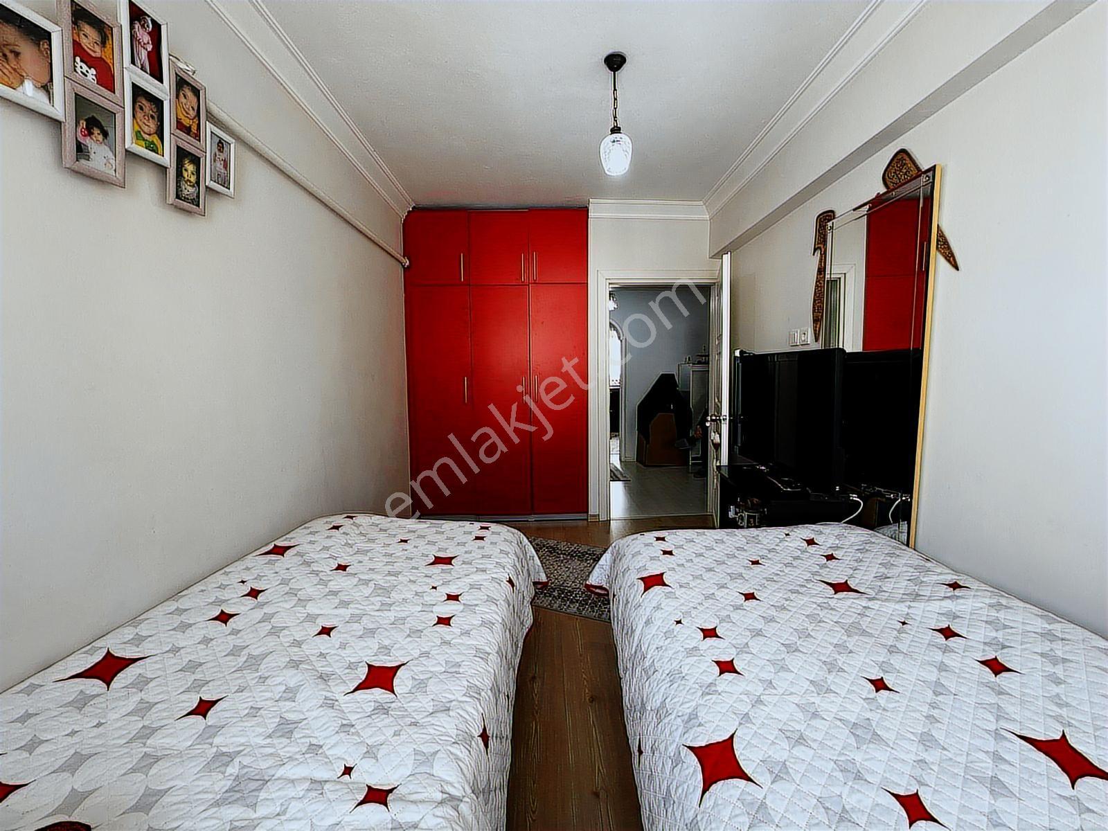 Remax Advantage'dan Caddeüstü Yenilenmiş 120m2 2+1 - Görsel 33