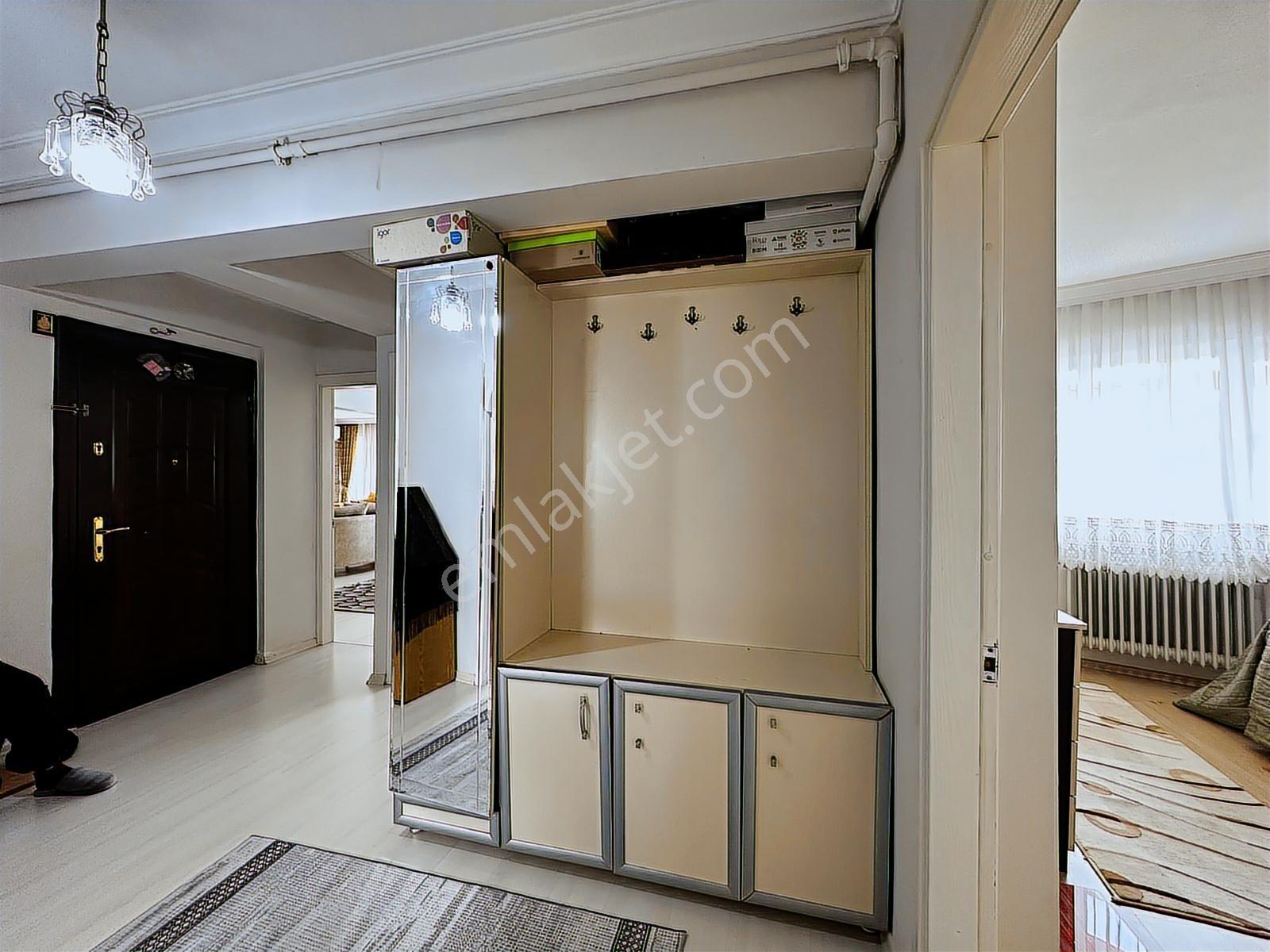 Remax Advantage'dan Caddeüstü Yenilenmiş 120m2 2+1 - Görsel 17
