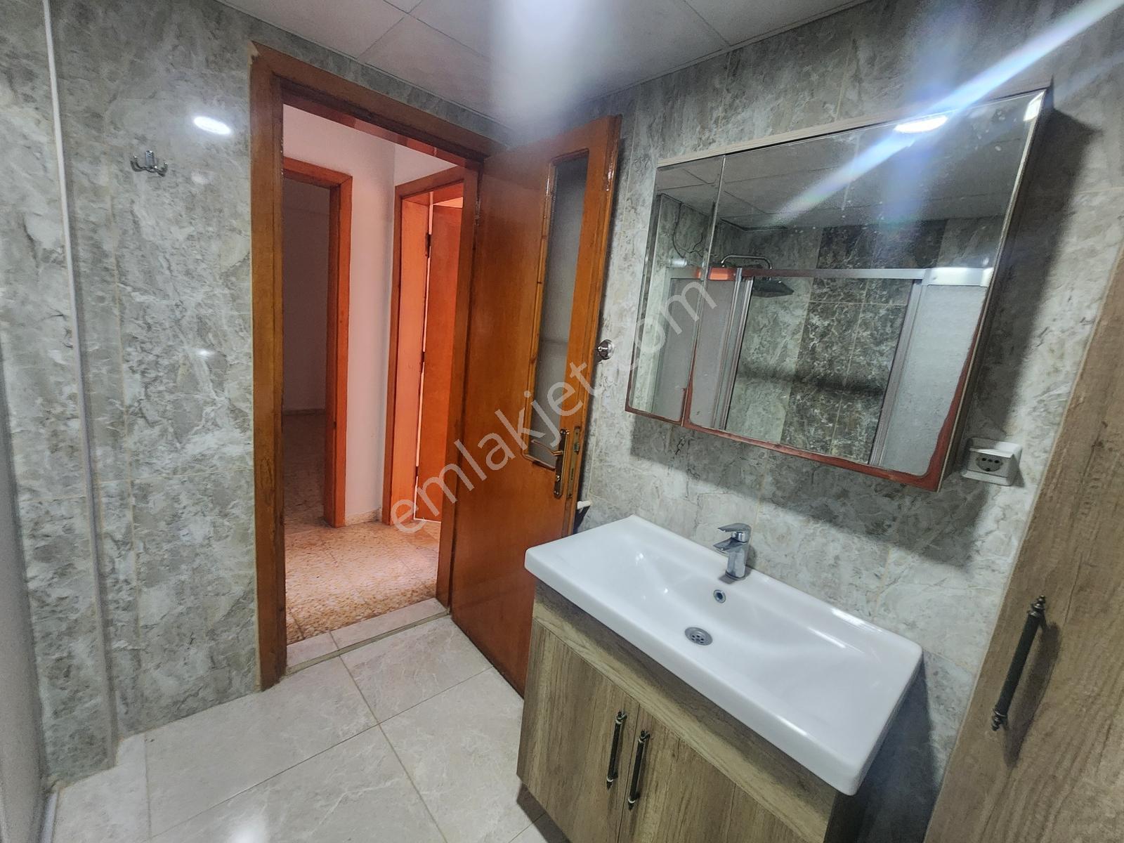 Kanatlı Caddesi Üzeri Satılık 3+1 Daire - Görsel 9