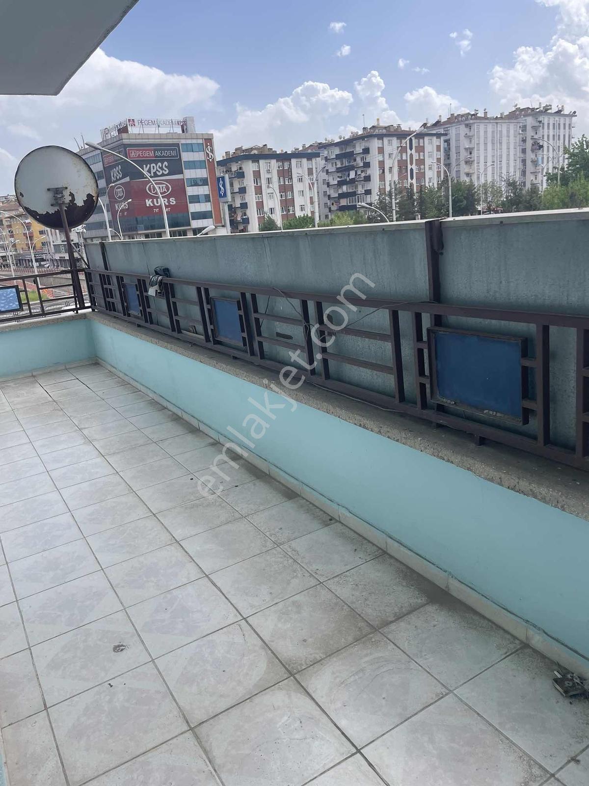Urfa Bulvarı Üzerinde 3+1 Kiralık Daire - Görsel 7