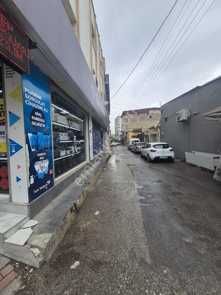 Karabağlar Eserkentte Cadde Yanı Yeni Binada Satılık Dükkan - Görsel 10