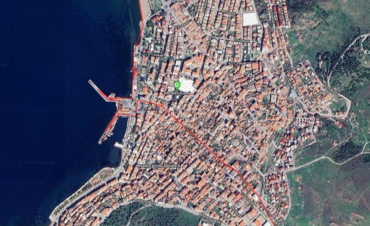Borsem'den Dikili Merkezde Satılık 406 M² Konut İmarlı Arsa - Görsel 4