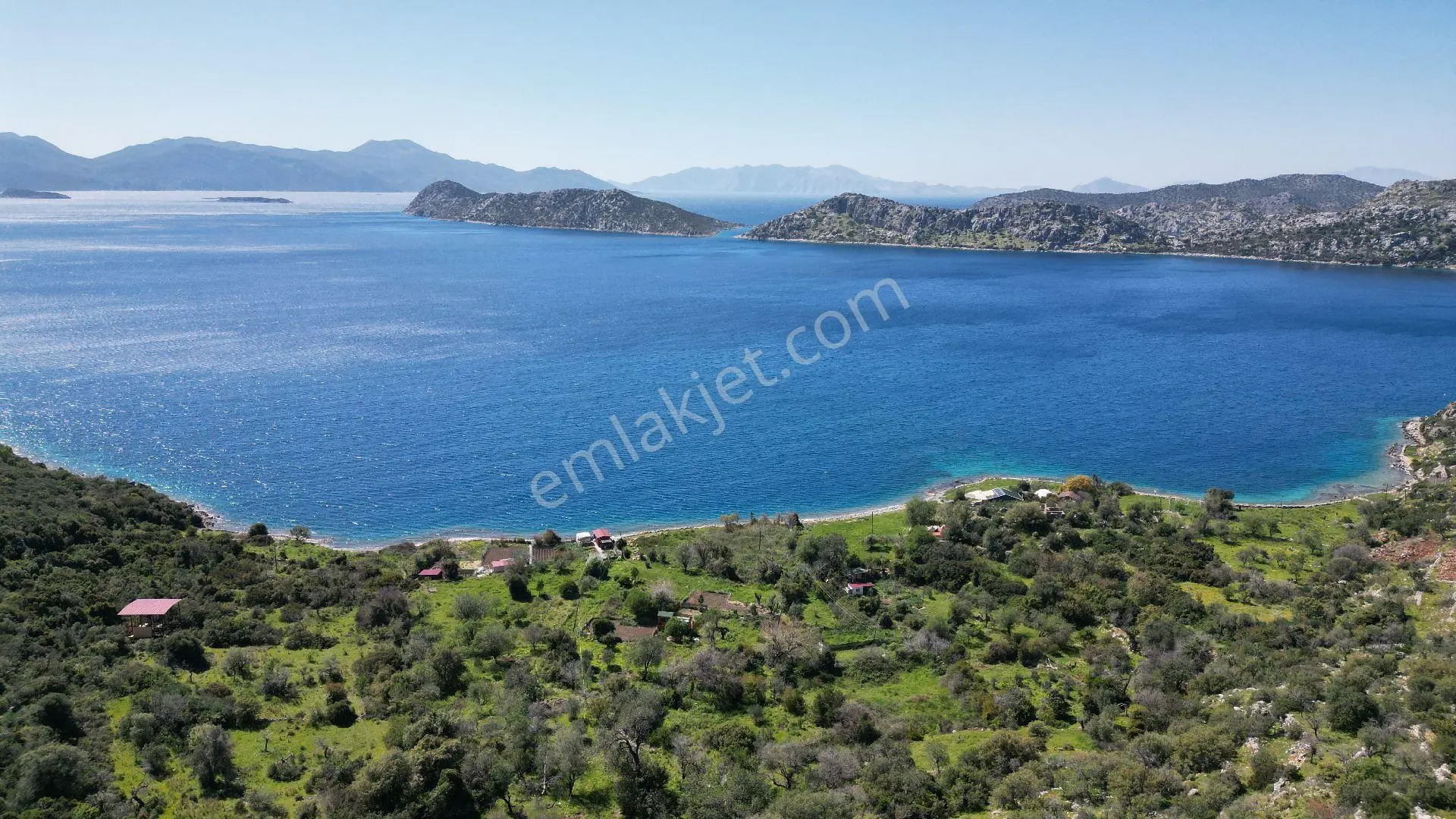 Joker: Marmaris Söğüt Denize 90 Metre Yakınlıkta Manzaralı Tarla
