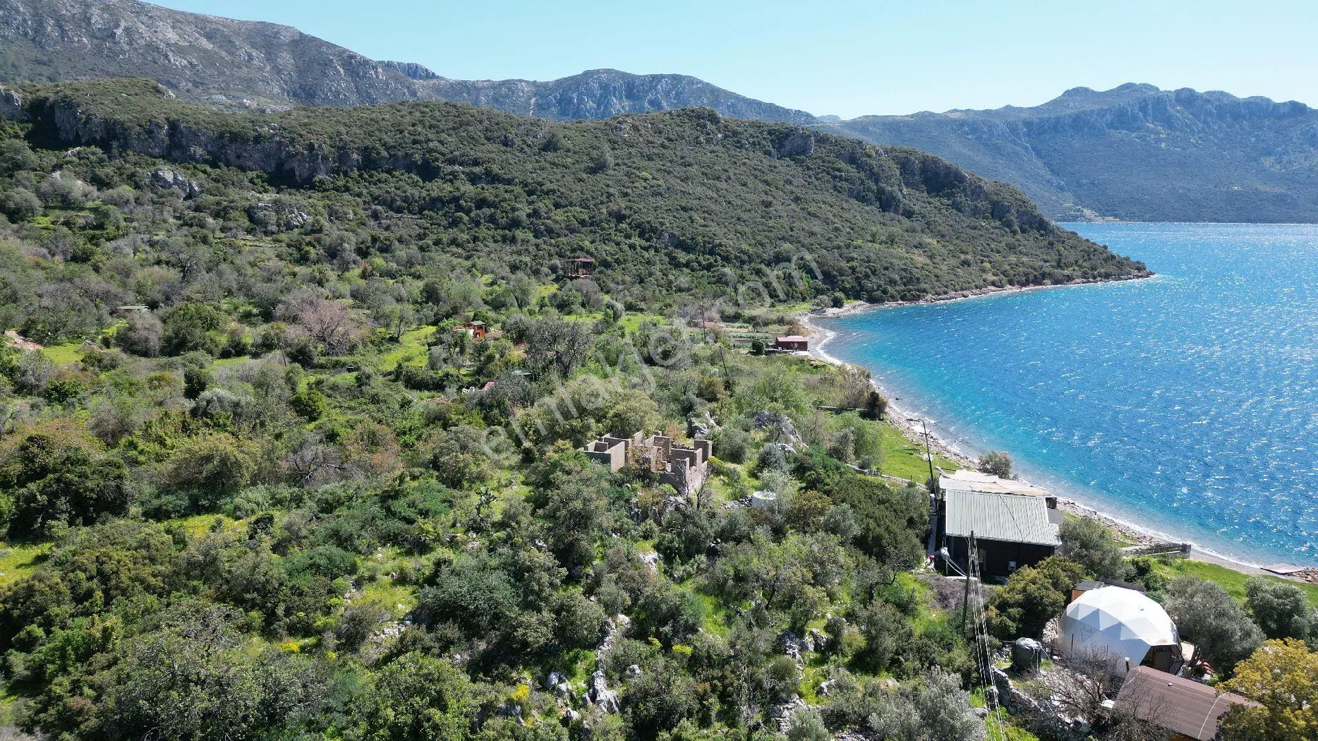 Joker: Marmaris Söğüt Denize 90 Metre Yakınlıkta Manzaralı Tarla - Görsel 4