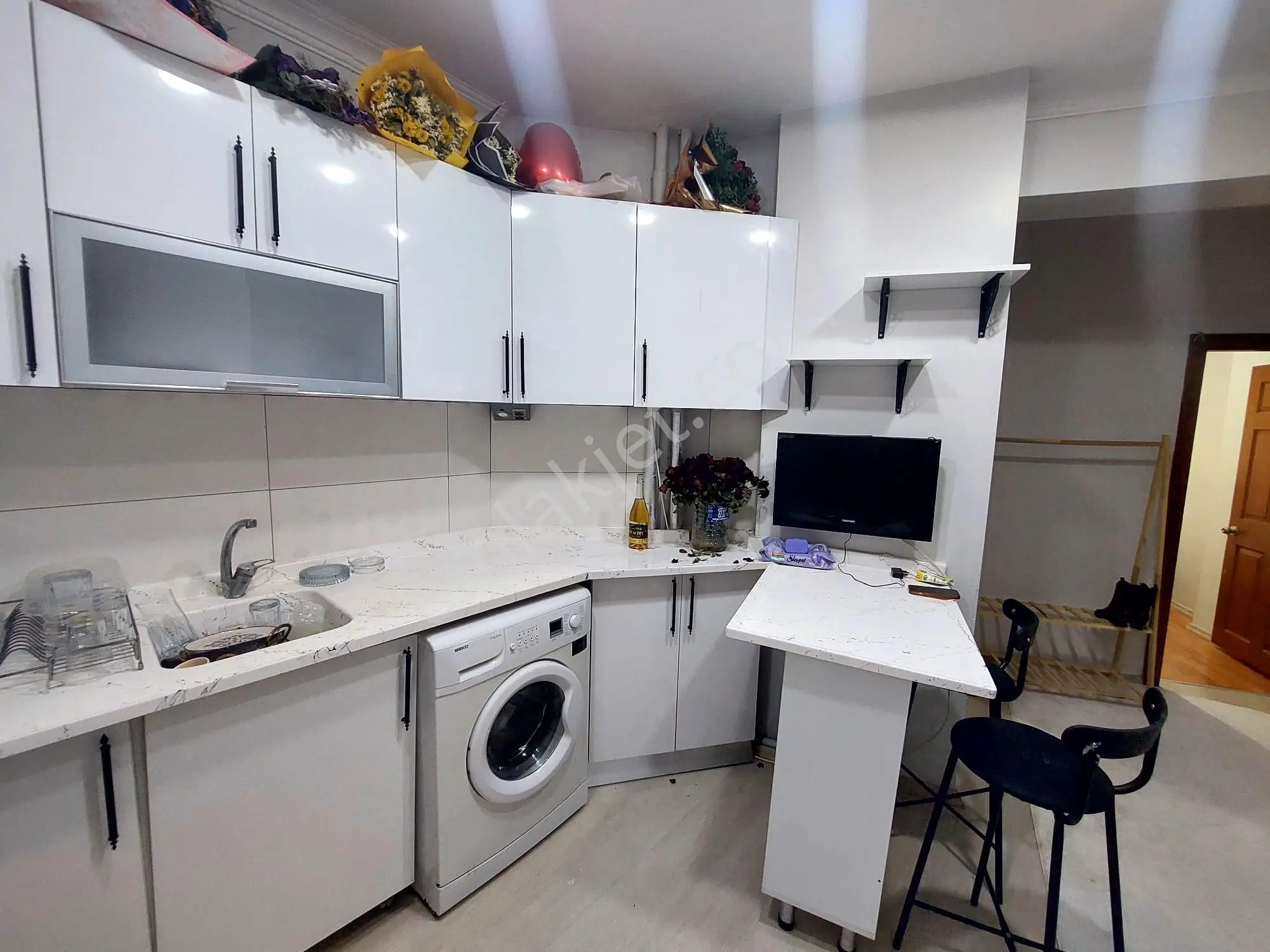 Recep Ümit Emlak'tan Hatboyu-1 Caddesi Üzerinde Kiralık Full Eşyalı 2+1 Temiz Ferah Daire - Görsel 4