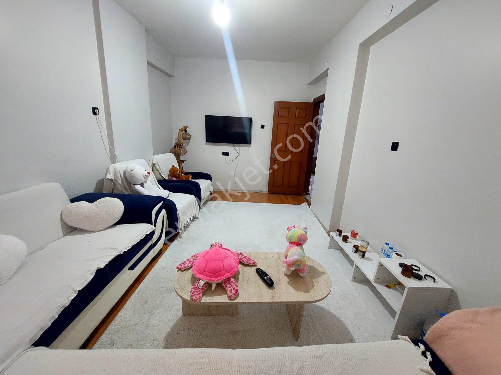 Recep Ümit Emlak'tan Hatboyu-1 Caddesi Üzerinde Kiralık Full Eşyalı 2+1 Temiz Ferah Daire - Görsel 14
